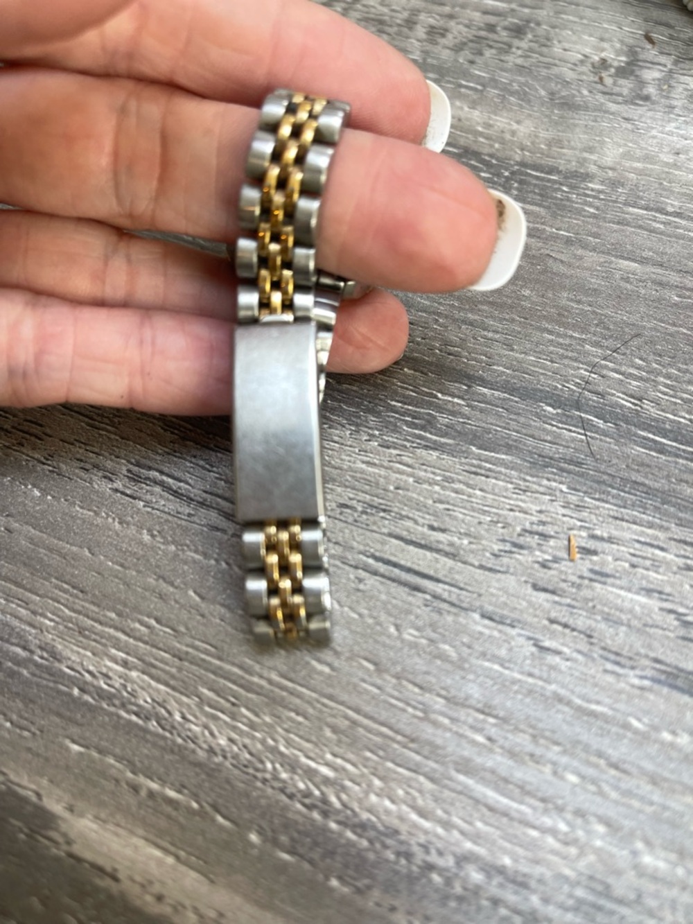 Valuable Multi-Tone Watch Lot - Picture 8 of 14